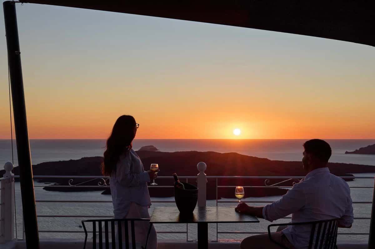 Exclusive direct booking offers and perks